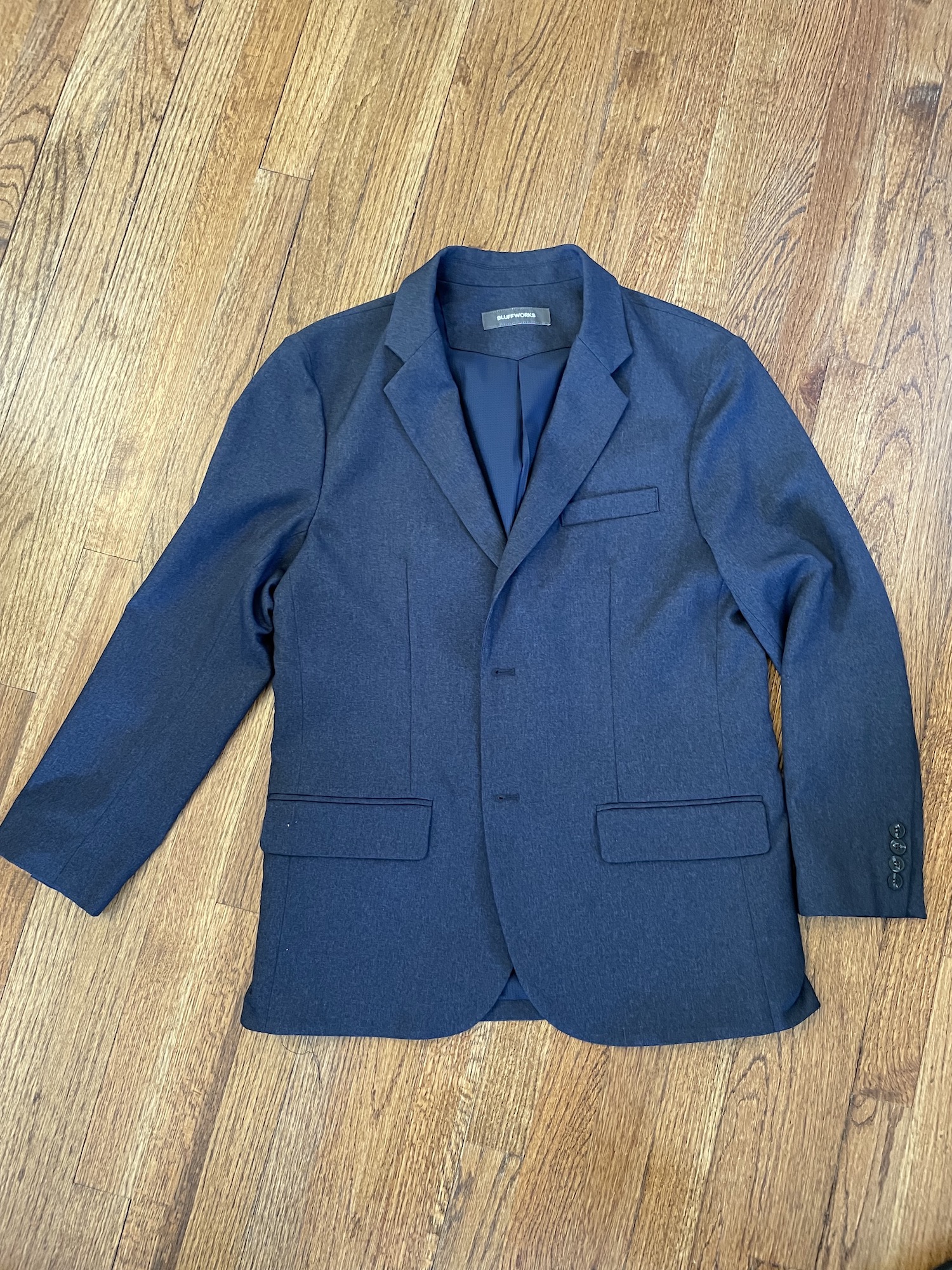 4 Reasons You Should Buy the New Machine-Washable Bluffworks Blazer